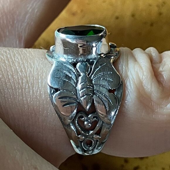 Natural Chrome Diopside Sterling Silver Butterfly Ring Size 6 - Picture 3 of 9